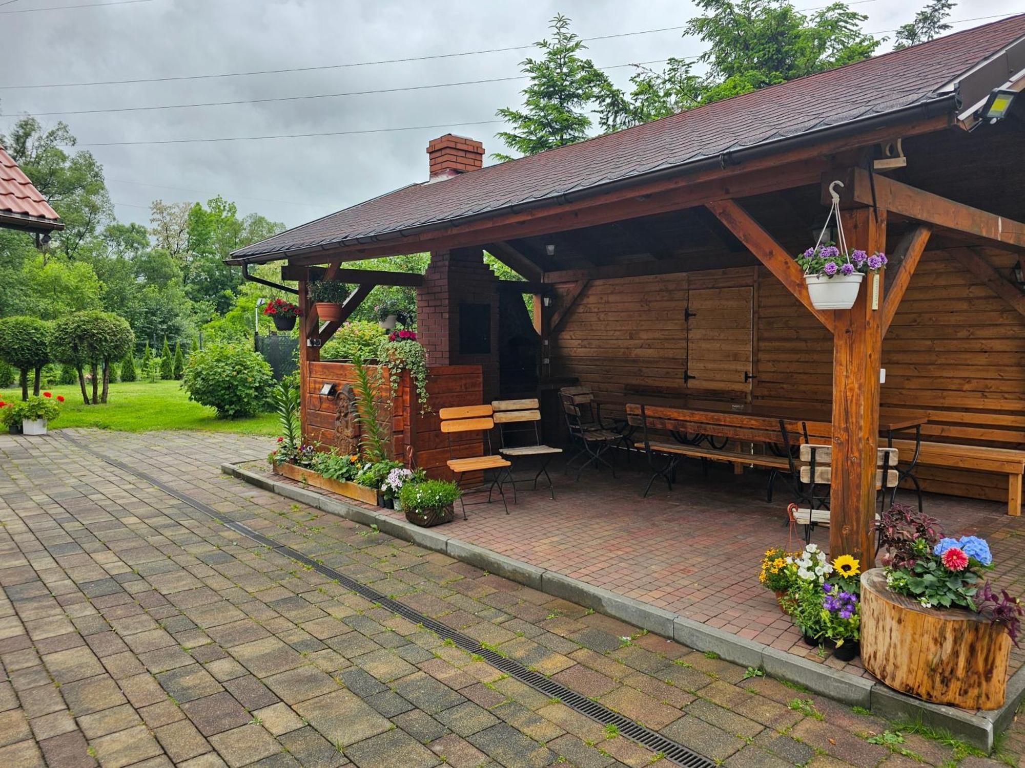 Dom Wypoczynkowy Beskidy Wegierska Gorka Bagian luar foto